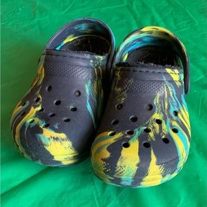 Toddler Winter Crocs size 9